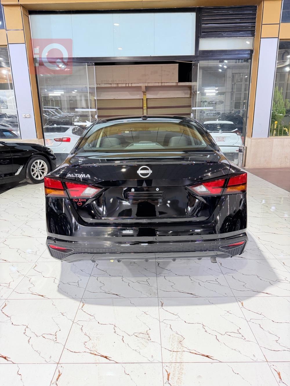 نيسان ألتيما